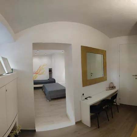 Alquadratorooms 4* La Spezia