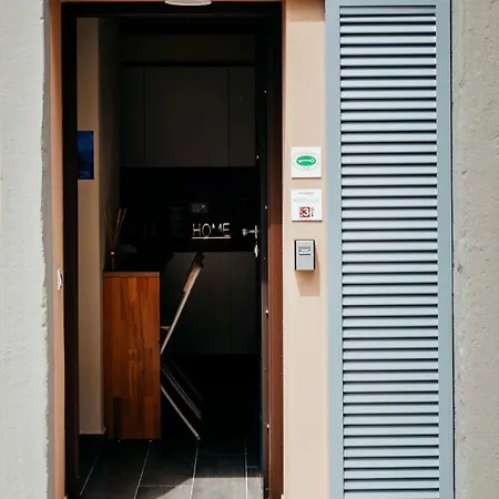 Alquadratorooms Guest house *