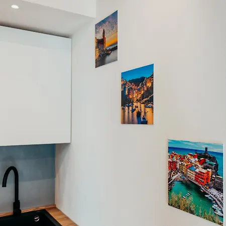 Penzion Alquadratorooms La Spezia