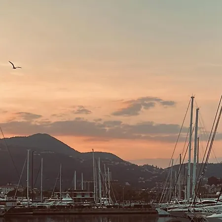 Alquadratorooms 4* La Spezia